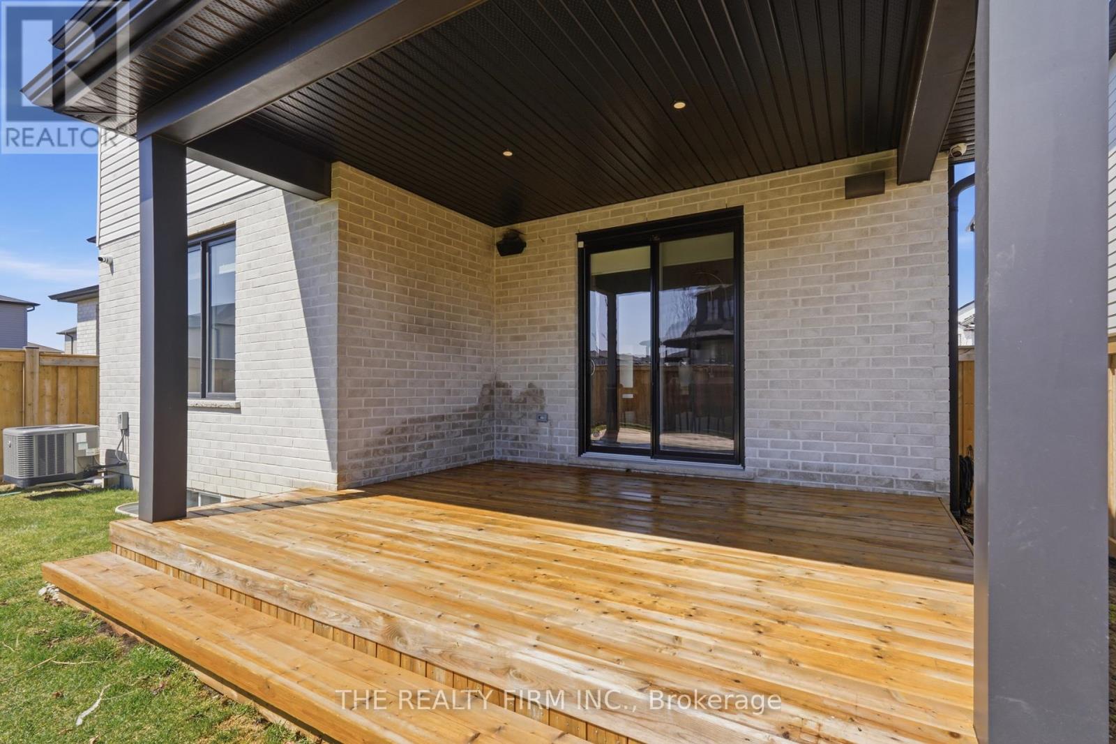 2611 Buroak Drive, London North, Ontario  N6G 3W1 - Photo 37 - X12979932