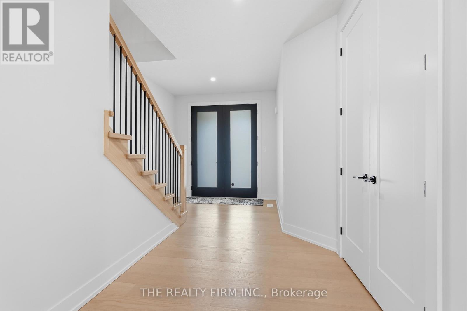 2611 Buroak Drive, London North, Ontario  N6G 3W1 - Photo 5 - X12979932