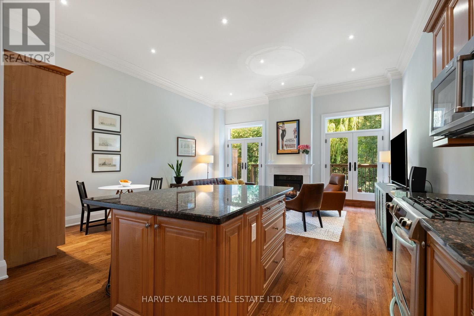 487 Spadina Road, Toronto, Ontario  M5P 2W6 - Photo 19 - C12979874