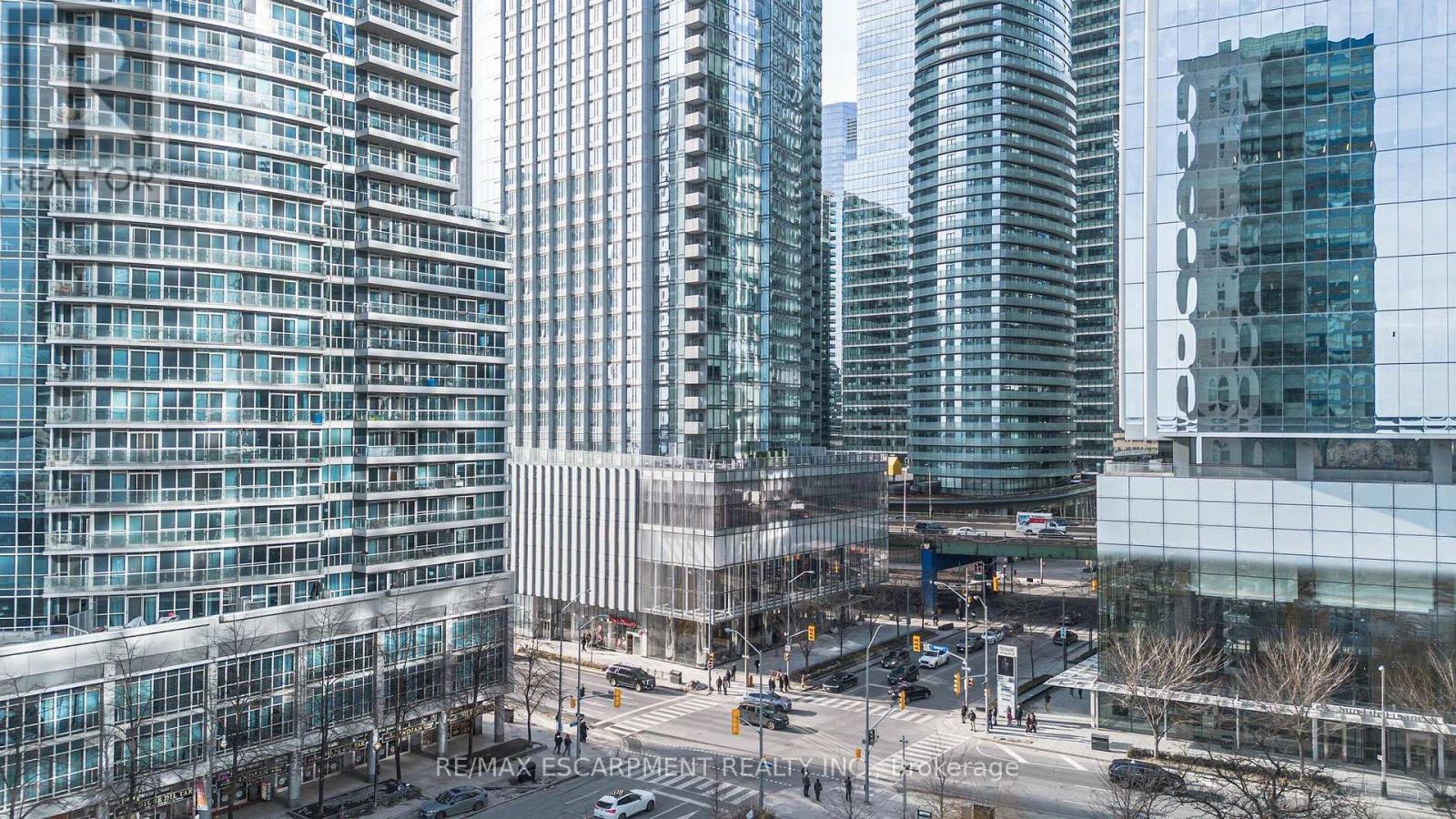 3807 - 10 York Street, Toronto, Ontario M5J 0E1 - Photo 42 - C12979912