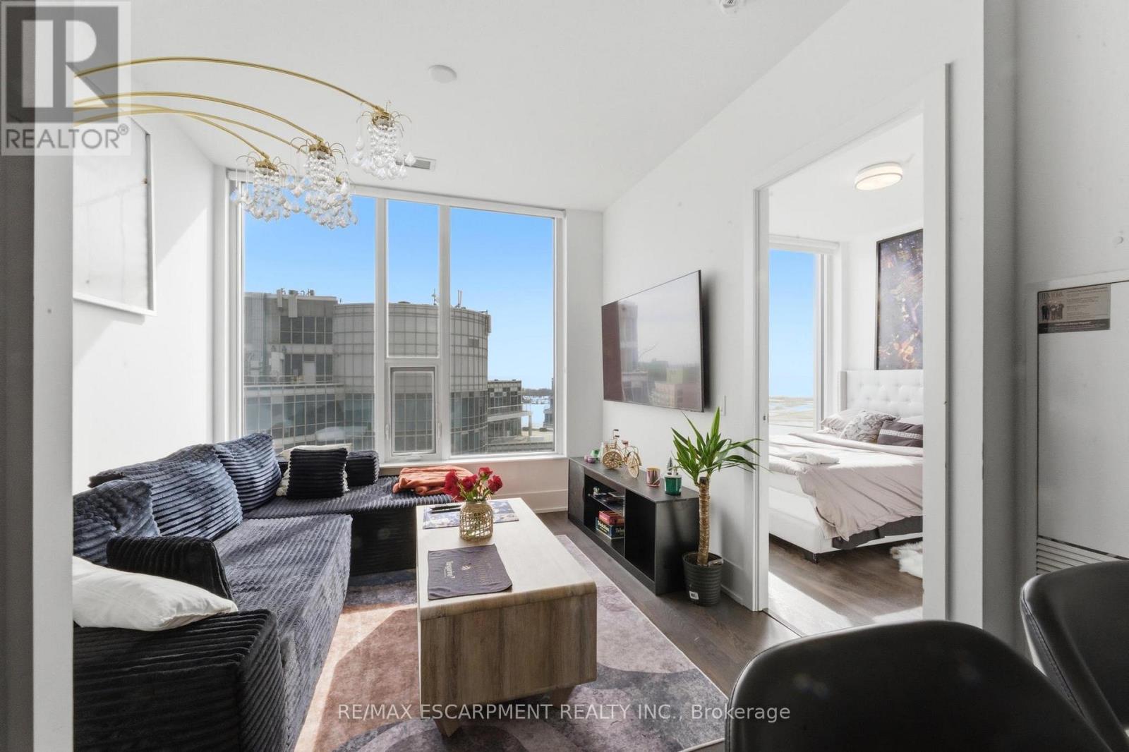 3807 - 10 York Street, Toronto, Ontario M5J 0E1 - Photo 6 - C12979912