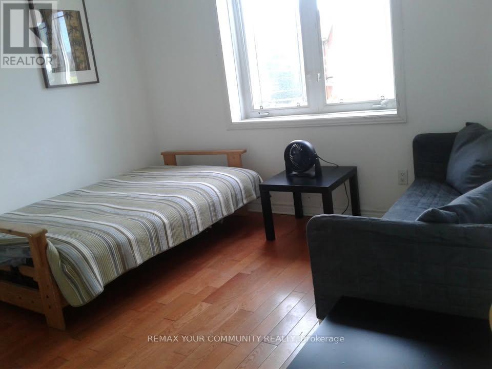 Upper - 151 Dovercourt Road, Toronto, Ontario  M6J 3C5 - Photo 11 - C12979992