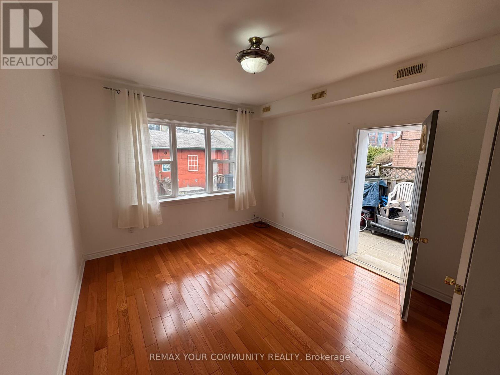 Main - 151 Dovercourt Road, Toronto, Ontario  M6J 3C5 - Photo 10 - C12980008