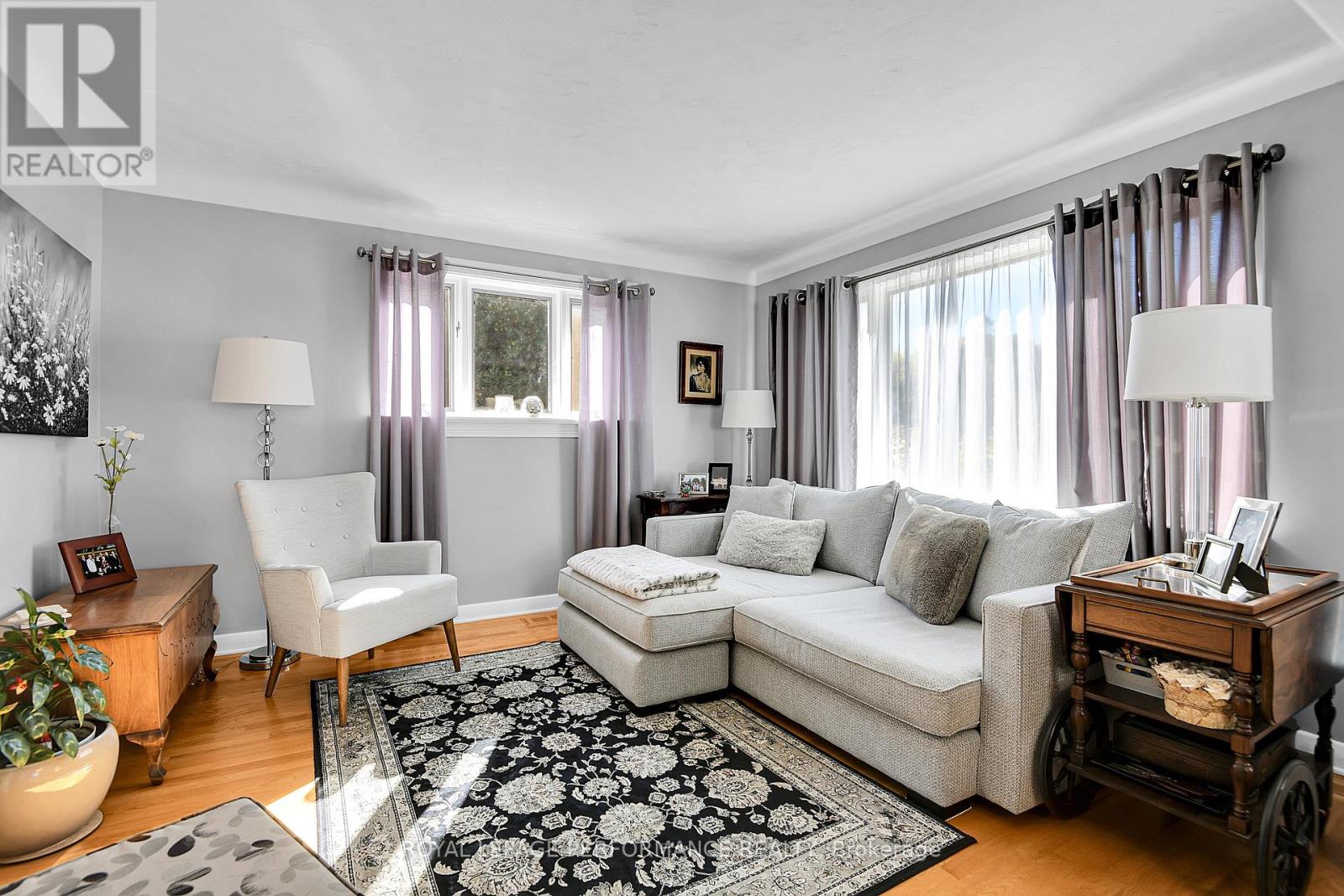 2239 Webster Avenue, Ottawa, Ontario  K1H 7H1 - Photo 6 - X12979880