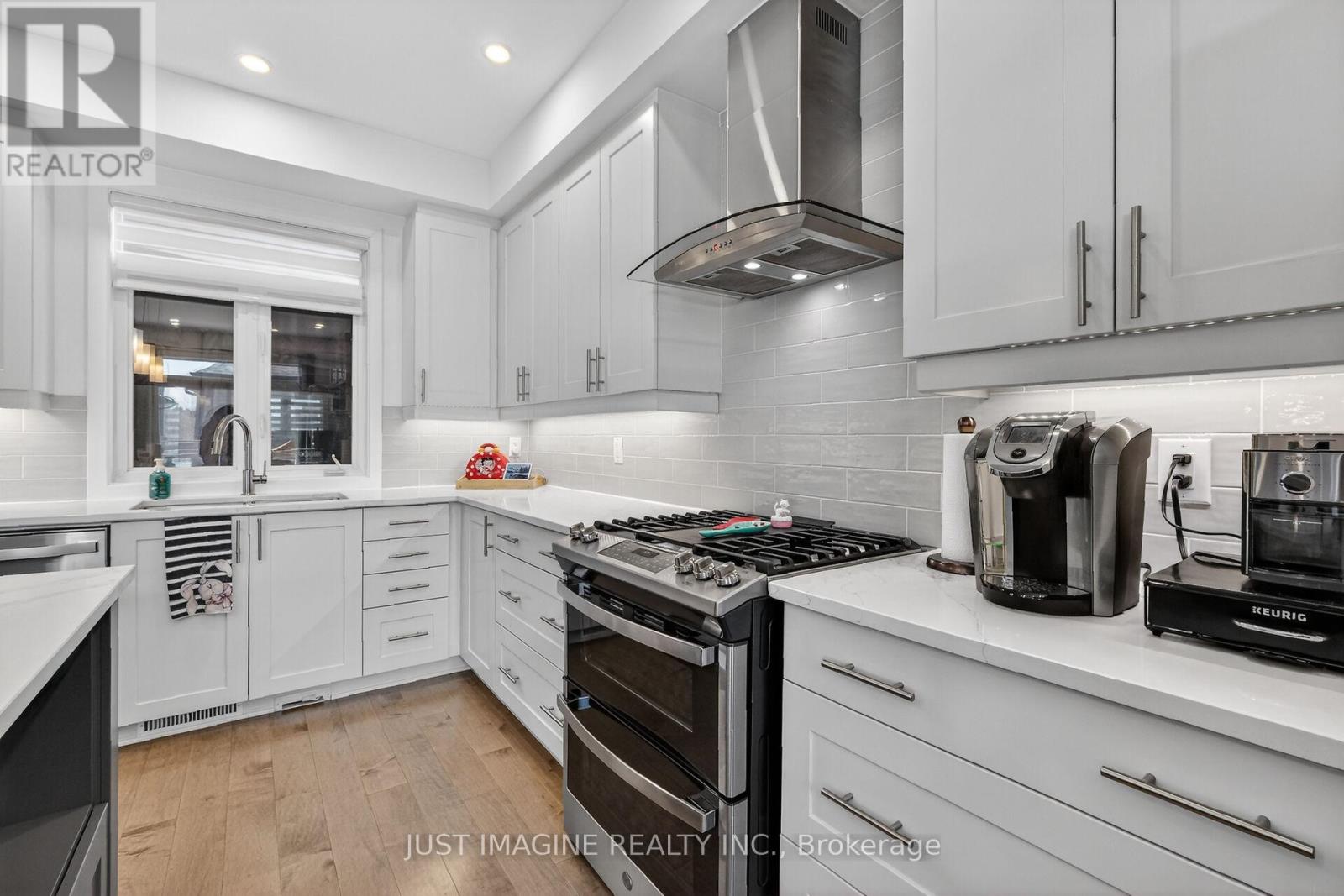 32 Edenbridge Court, Ottawa, Ontario  K1W 0P1 - Photo 16 - X12979928