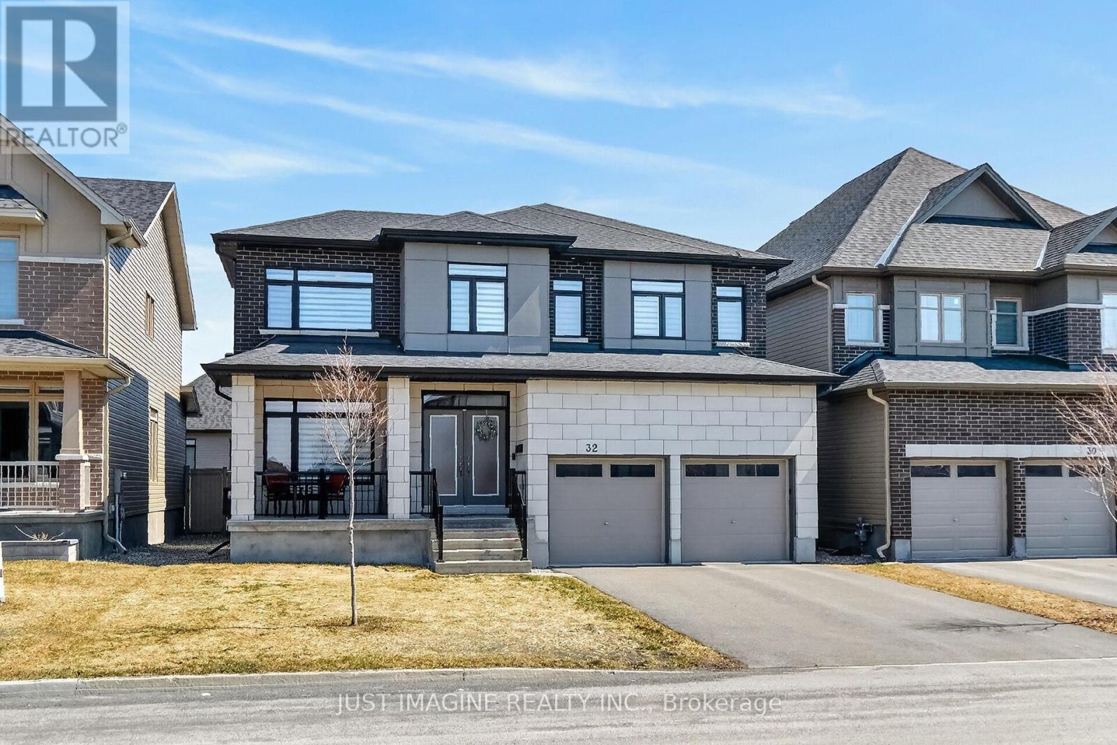 32 Edenbridge Court, Ottawa, Ontario  K1W 0P1 - Photo 2 - X12979928