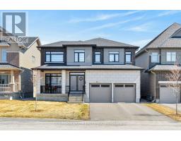 32 EDENBRIDGE COURT, Ottawa, Ontario