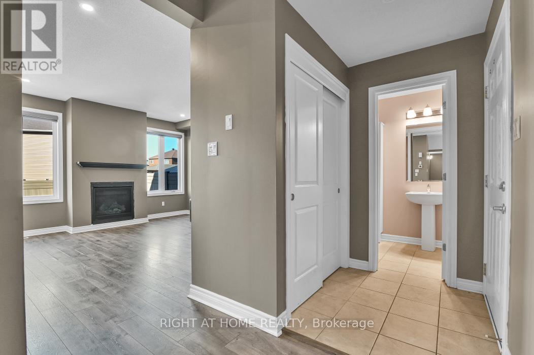 213 Esturgeon Street, Ottawa, Ontario  K4A 1G3 - Photo 14 - X12979944