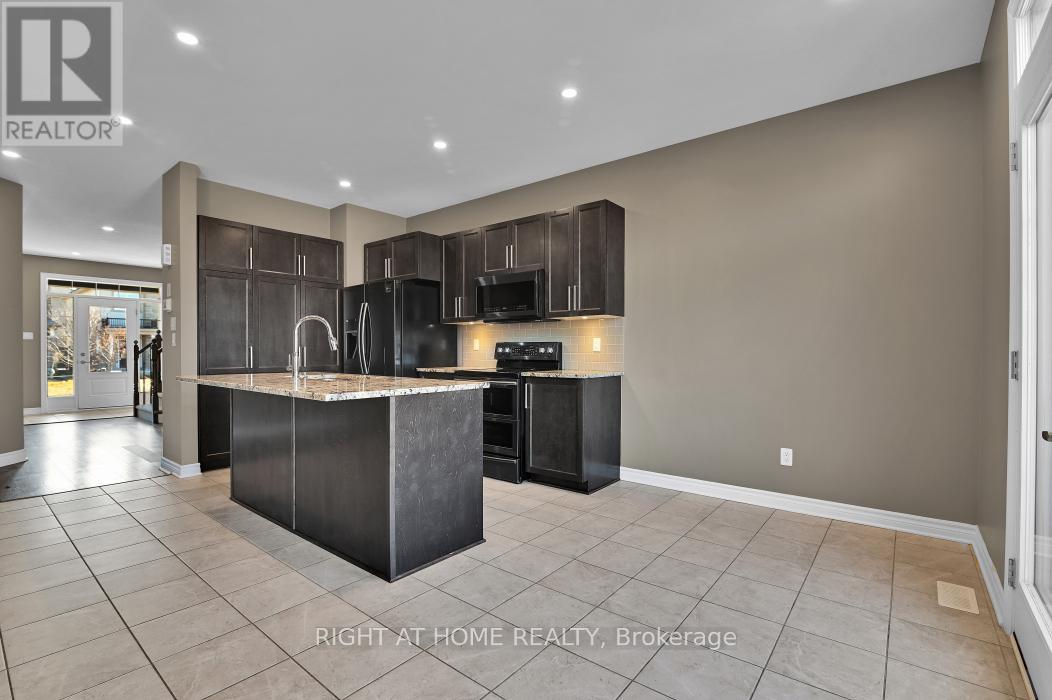 213 Esturgeon Street, Ottawa, Ontario  K4A 1G3 - Photo 5 - X12979944