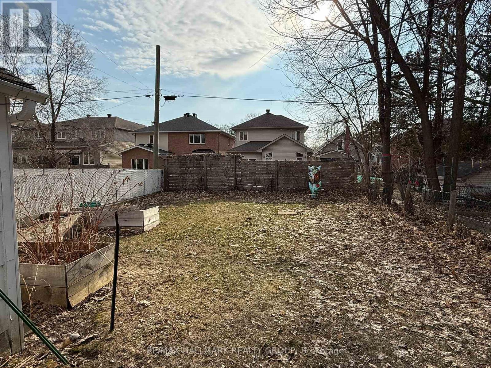 538 Broadhead Avenue, Ottawa, Ontario  K1Z 5S1 - Photo 4 - X12979946