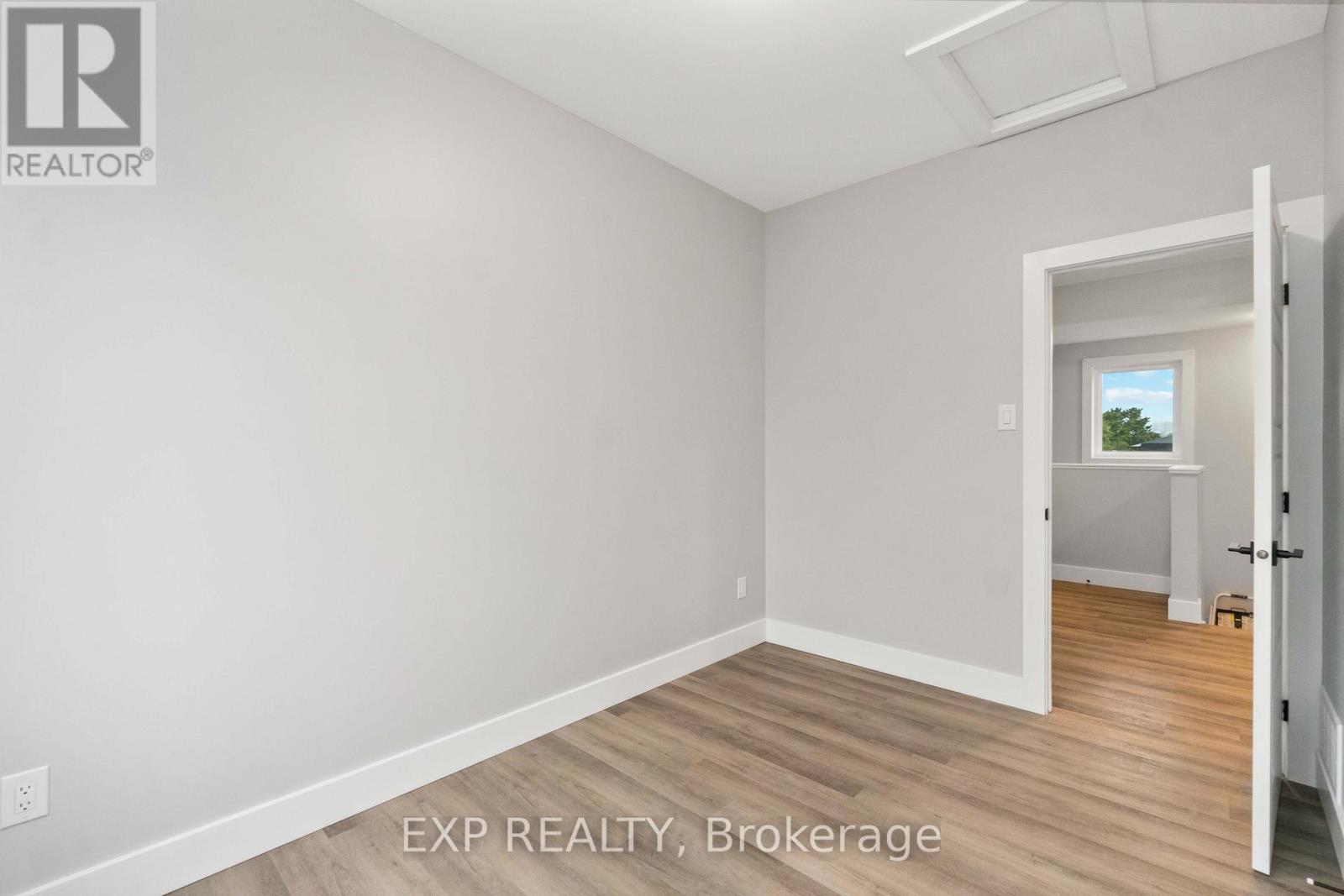 255 Presland Road, Ottawa, Ontario  K1K 2B6 - Photo 21 - X12979970