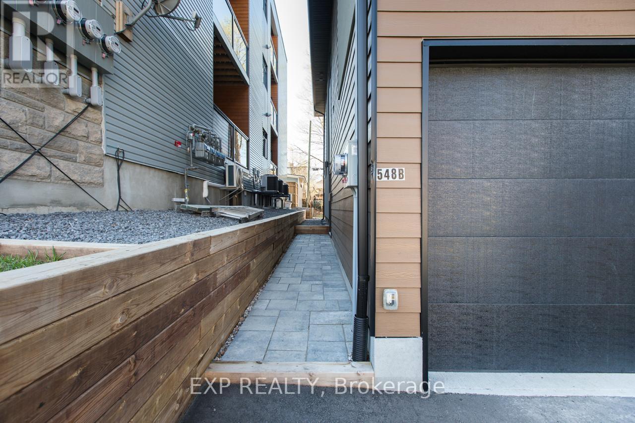 546 Guy Street, Ottawa, Ontario  K1K 1B9 - Photo 5 - X12979980