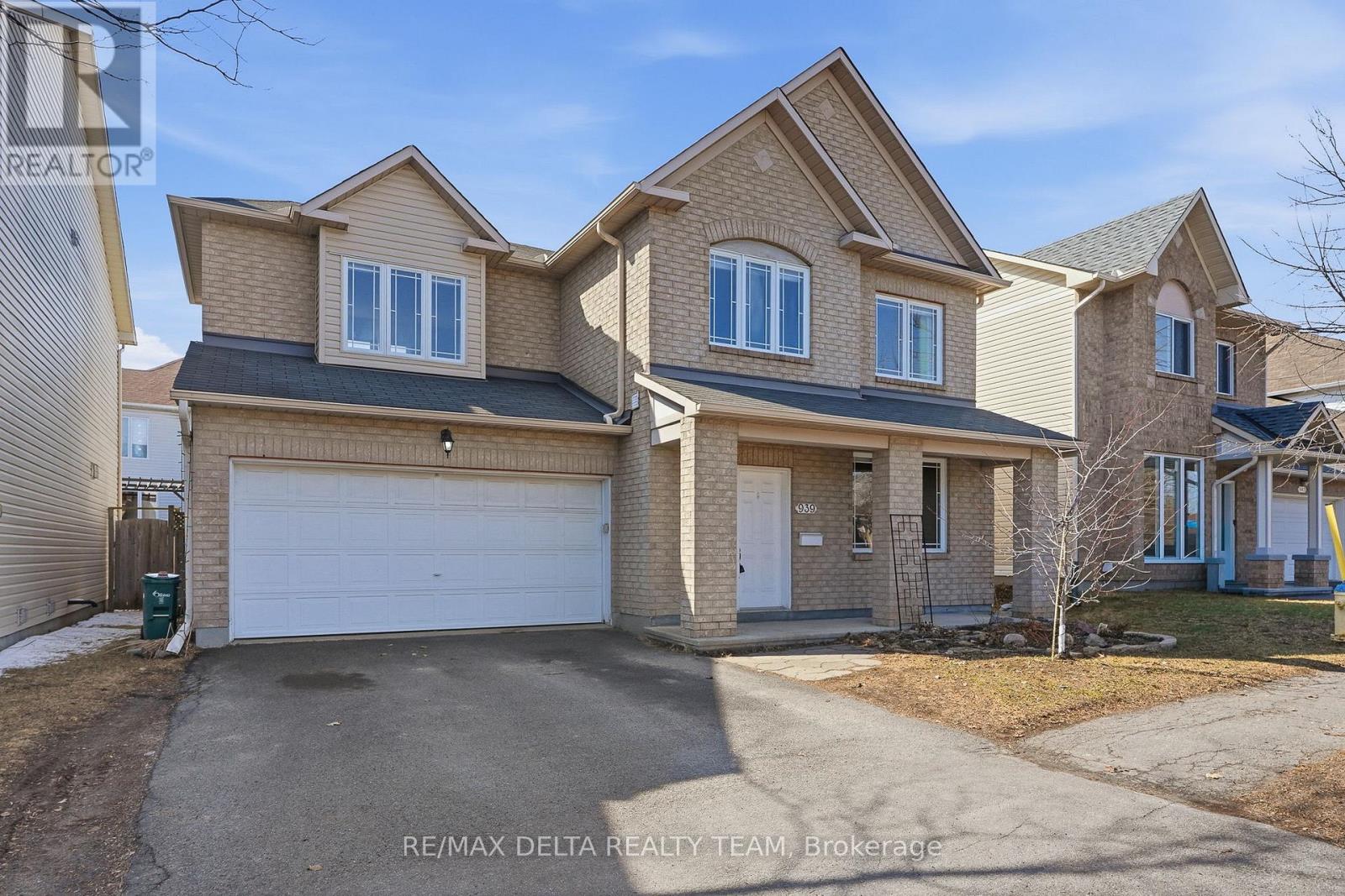 939 CAHILL DRIVE W, Ottawa, Ontario