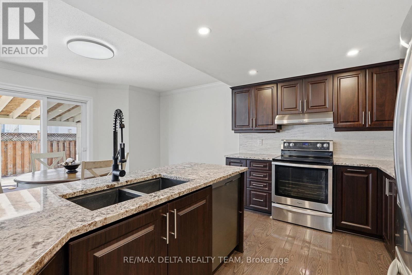 939 Cahill Drive W, Ottawa, Ontario  K1V 2C3 - Photo 14 - X12979988