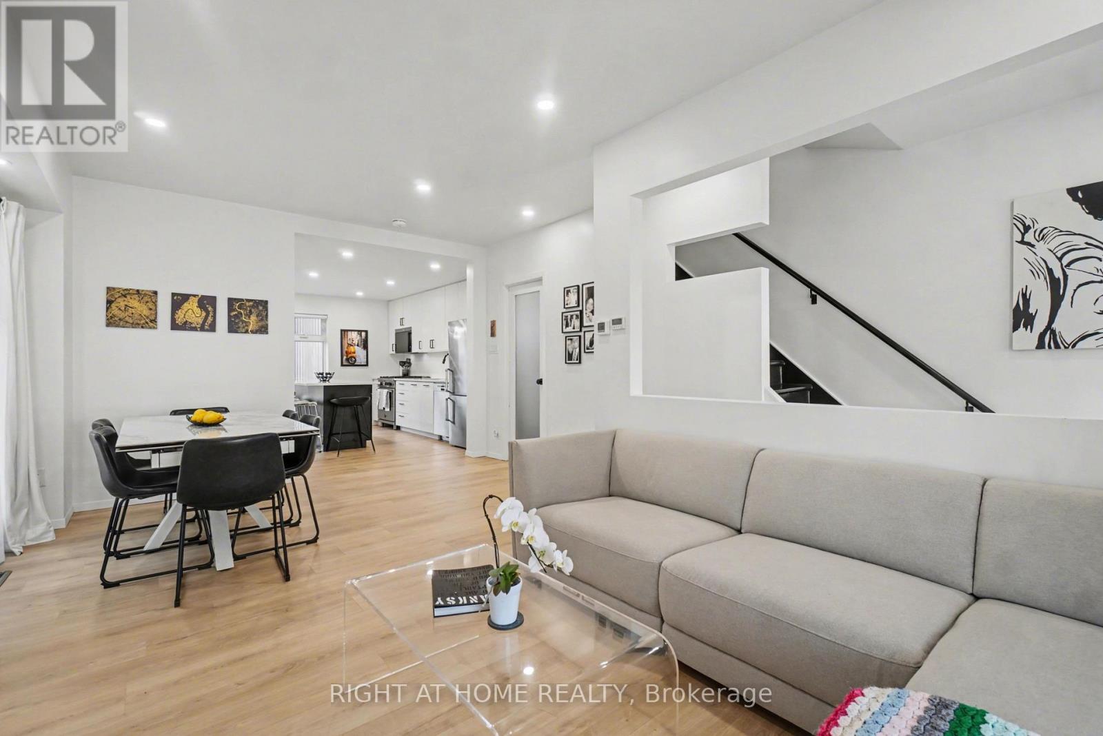 141 Carruthers Avenue, Ottawa, Ontario  K1Y 1N4 - Photo 6 - X12979998