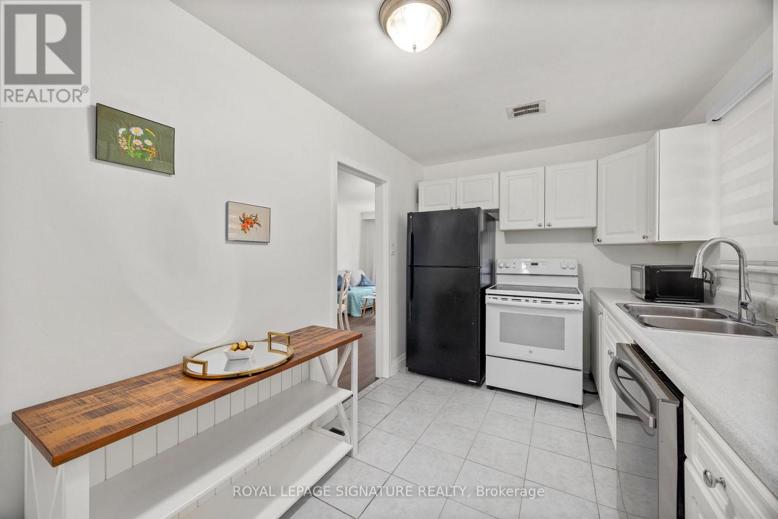 Upper - 50 Rhydwen Avenue, Toronto, Ontario  M1N 2E1 - Photo 10 - E12979882