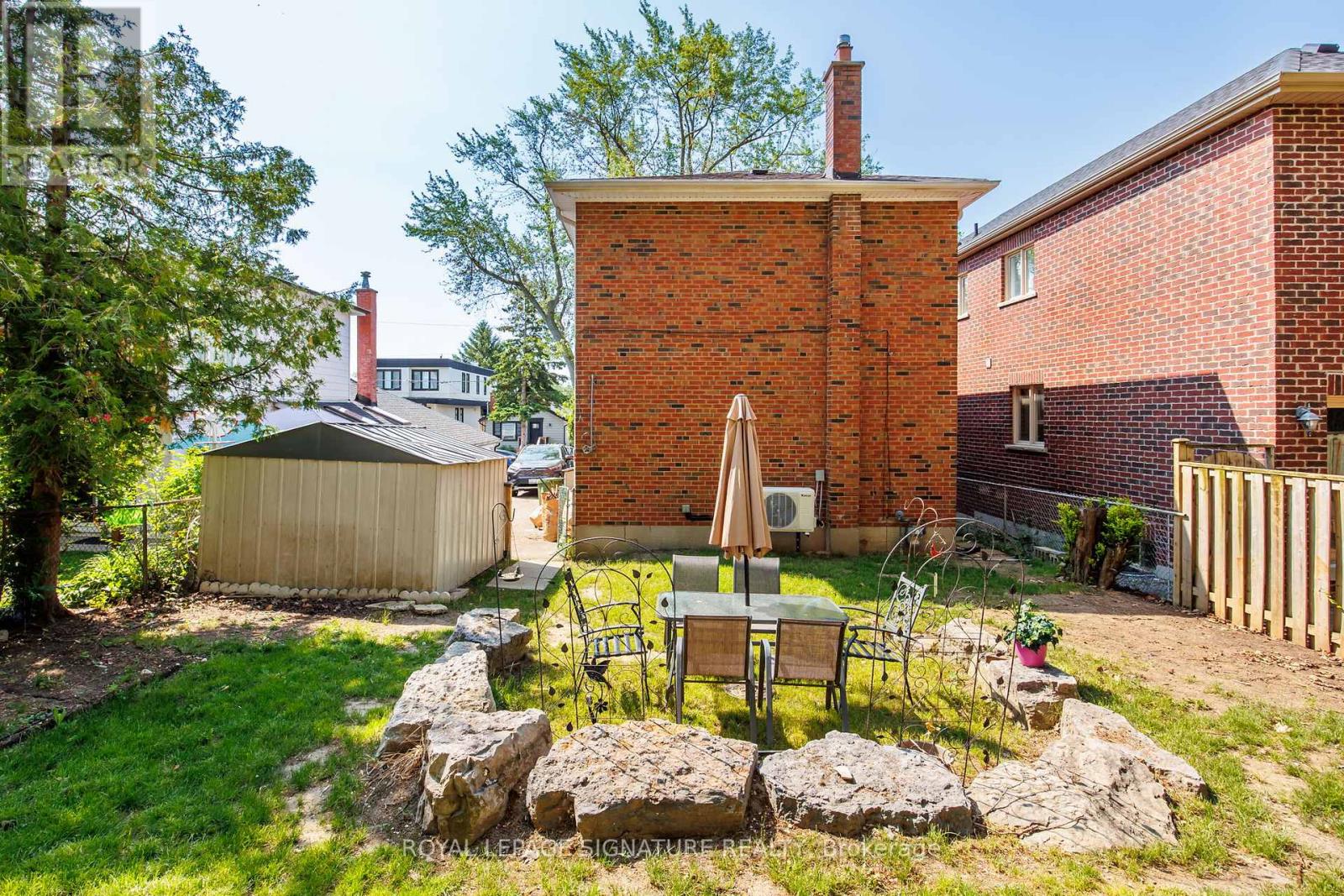 Upper - 50 Rhydwen Avenue, Toronto, Ontario  M1N 2E1 - Photo 17 - E12979882