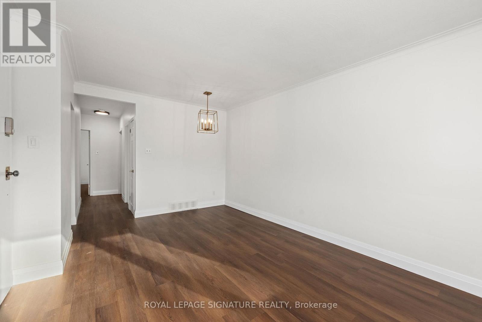 Upper - 50 Rhydwen Avenue, Toronto, Ontario  M1N 2E1 - Photo 4 - E12979882