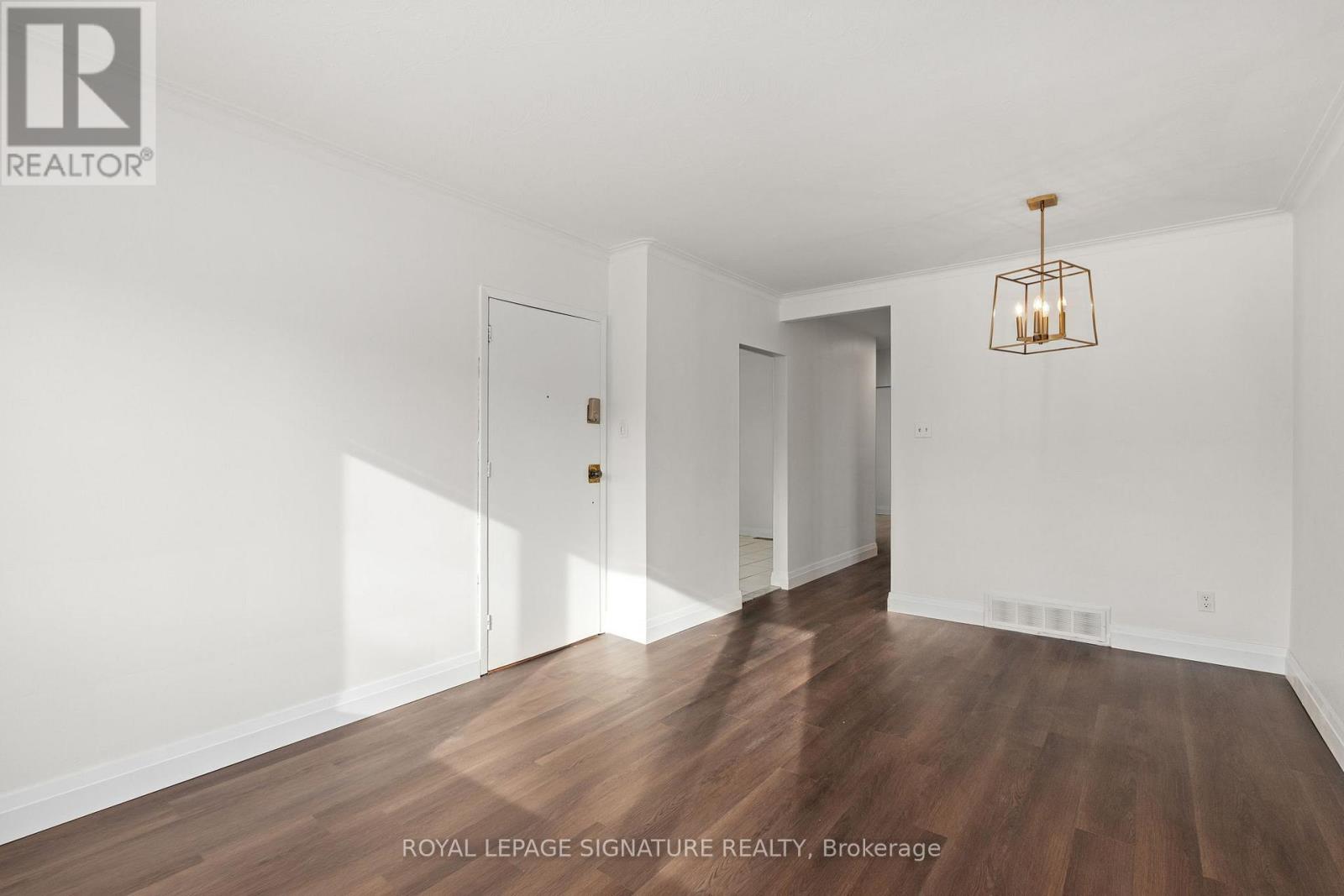 Upper - 50 Rhydwen Avenue, Toronto, Ontario  M1N 2E1 - Photo 5 - E12979882