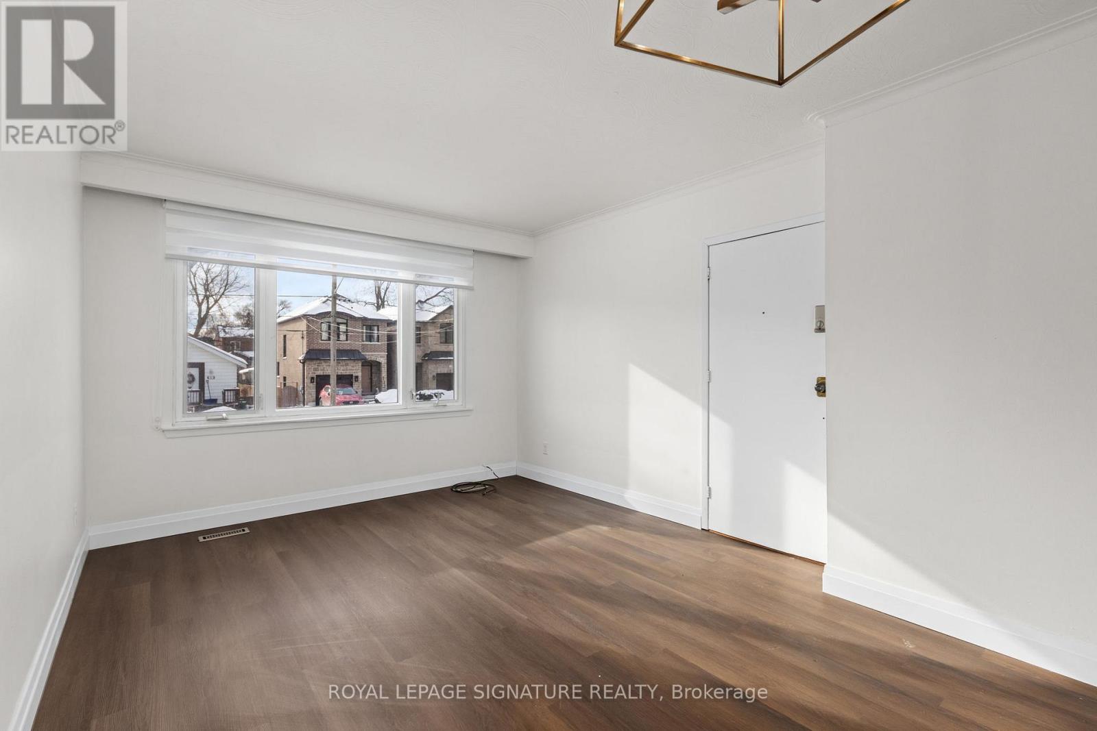 Upper - 50 Rhydwen Avenue, Toronto, Ontario  M1N 2E1 - Photo 6 - E12979882