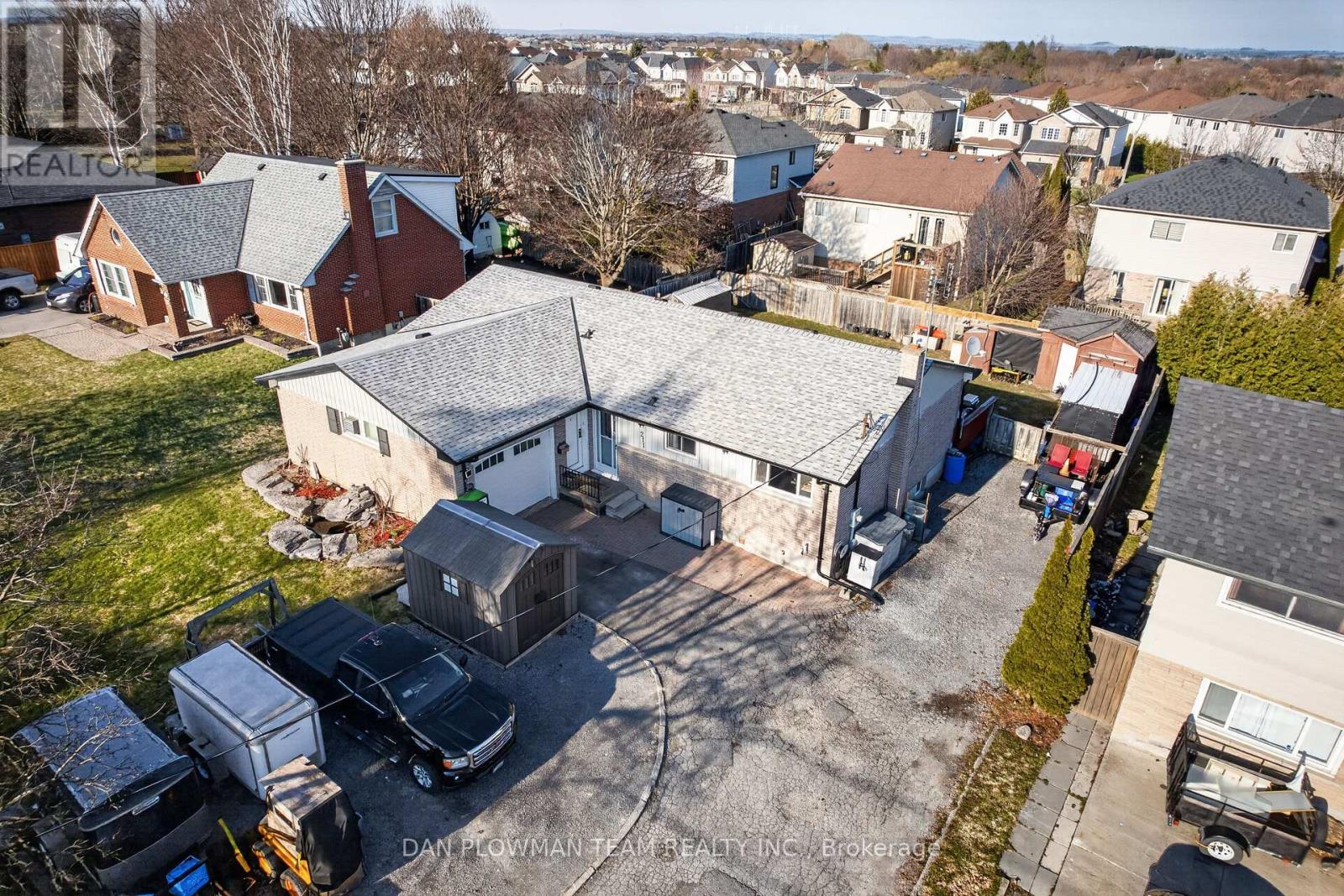 211 Liberty Street N, Clarington, Ontario  L1C 2M6 - Photo 4 - E12979884