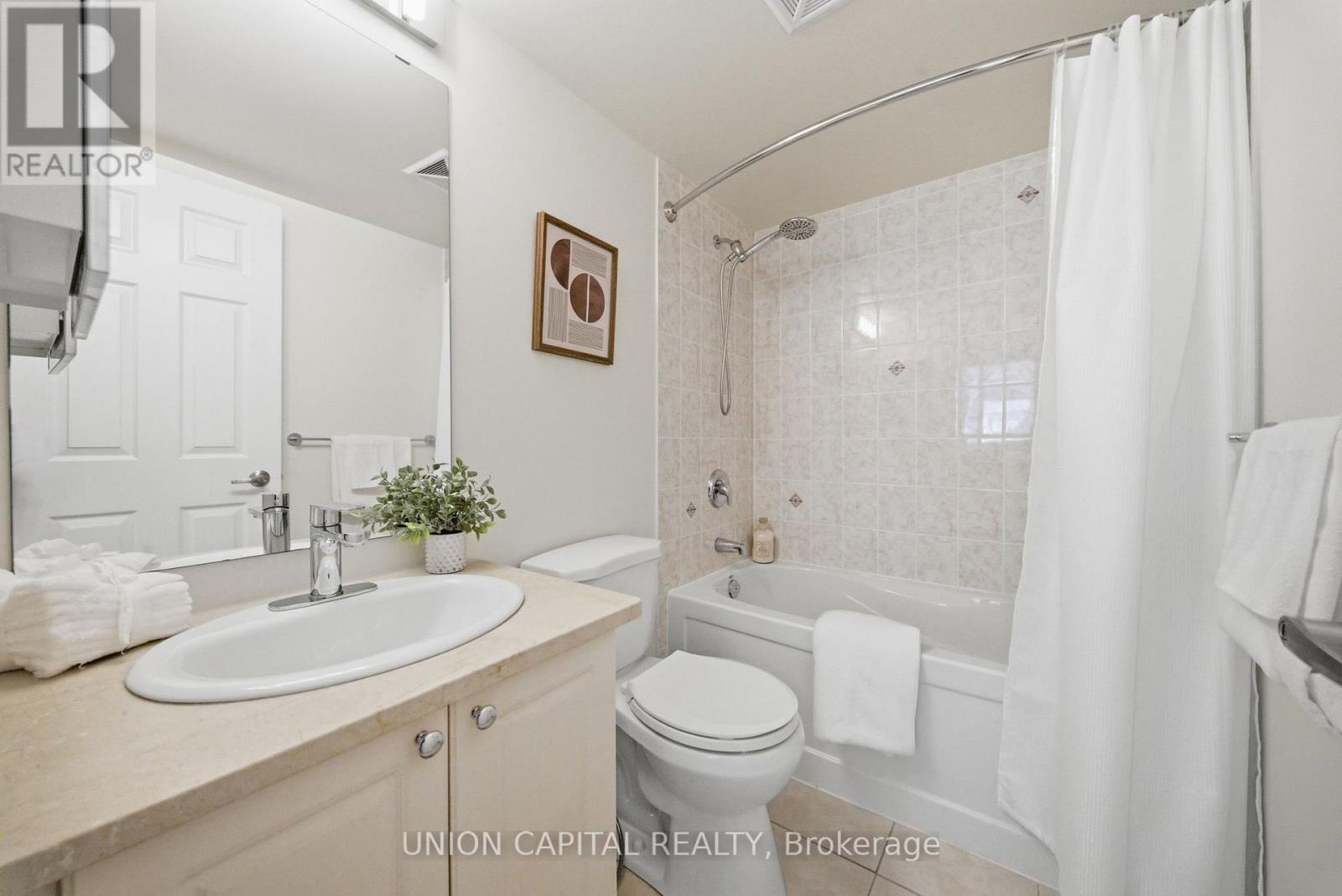 211 - 35 Hollywood Avenue, Toronto, Ontario  M2N 0A9 - Photo 23 - C12975548