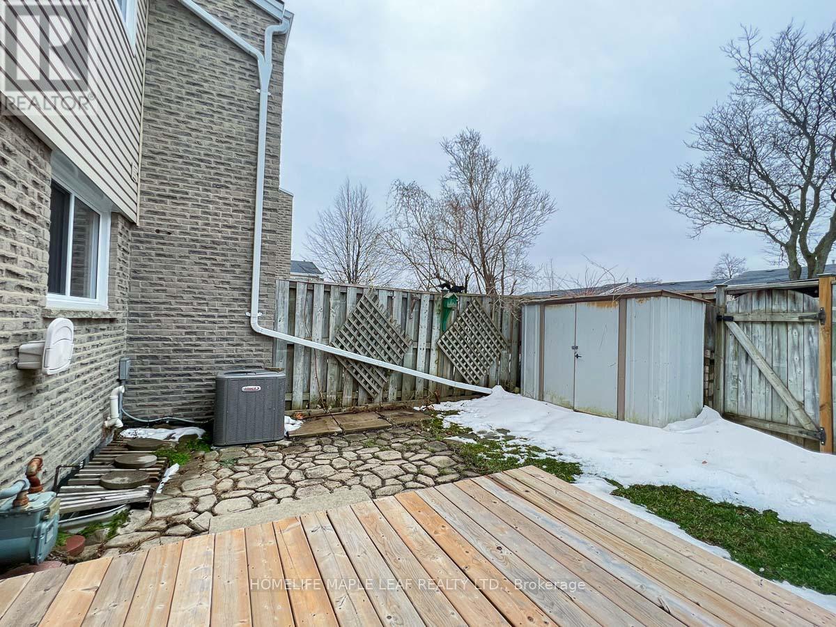 4 - 711 Osgoode Drive S, London South, Ontario  N6E 2C8 - Photo 16 - X12968272
