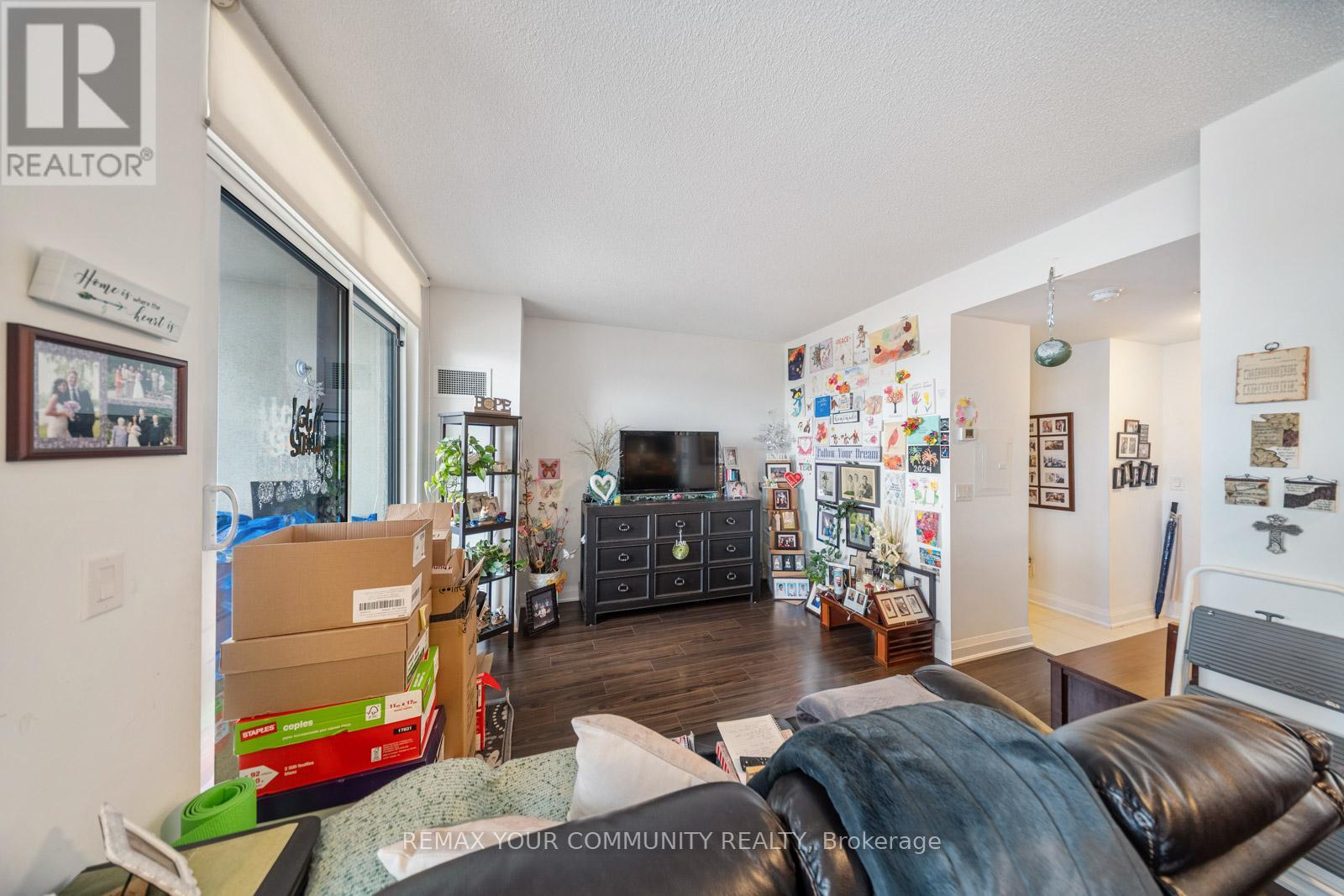 315 - 24 Woodstream Boulevard, Vaughan, Ontario  L4L 8C4 - Photo 10 - N12979914