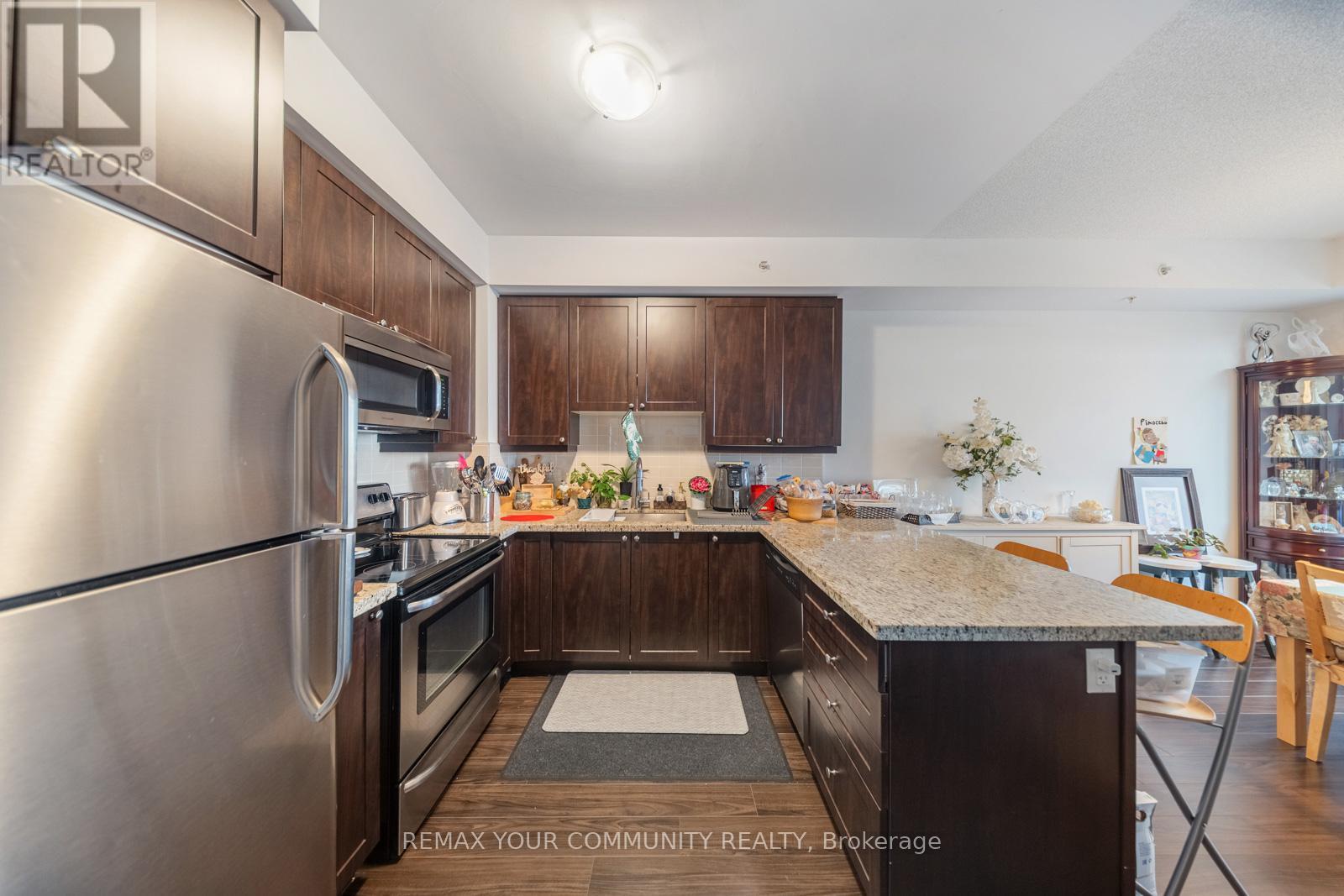 315 - 24 Woodstream Boulevard, Vaughan, Ontario  L4L 8C4 - Photo 12 - N12979914