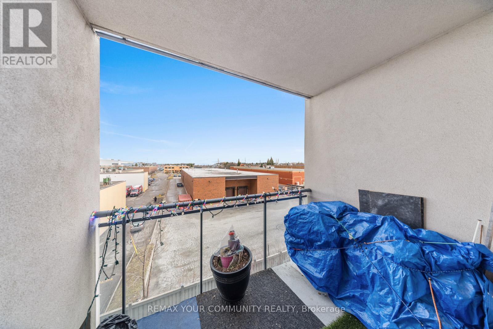 315 - 24 Woodstream Boulevard, Vaughan, Ontario  L4L 8C4 - Photo 22 - N12979914