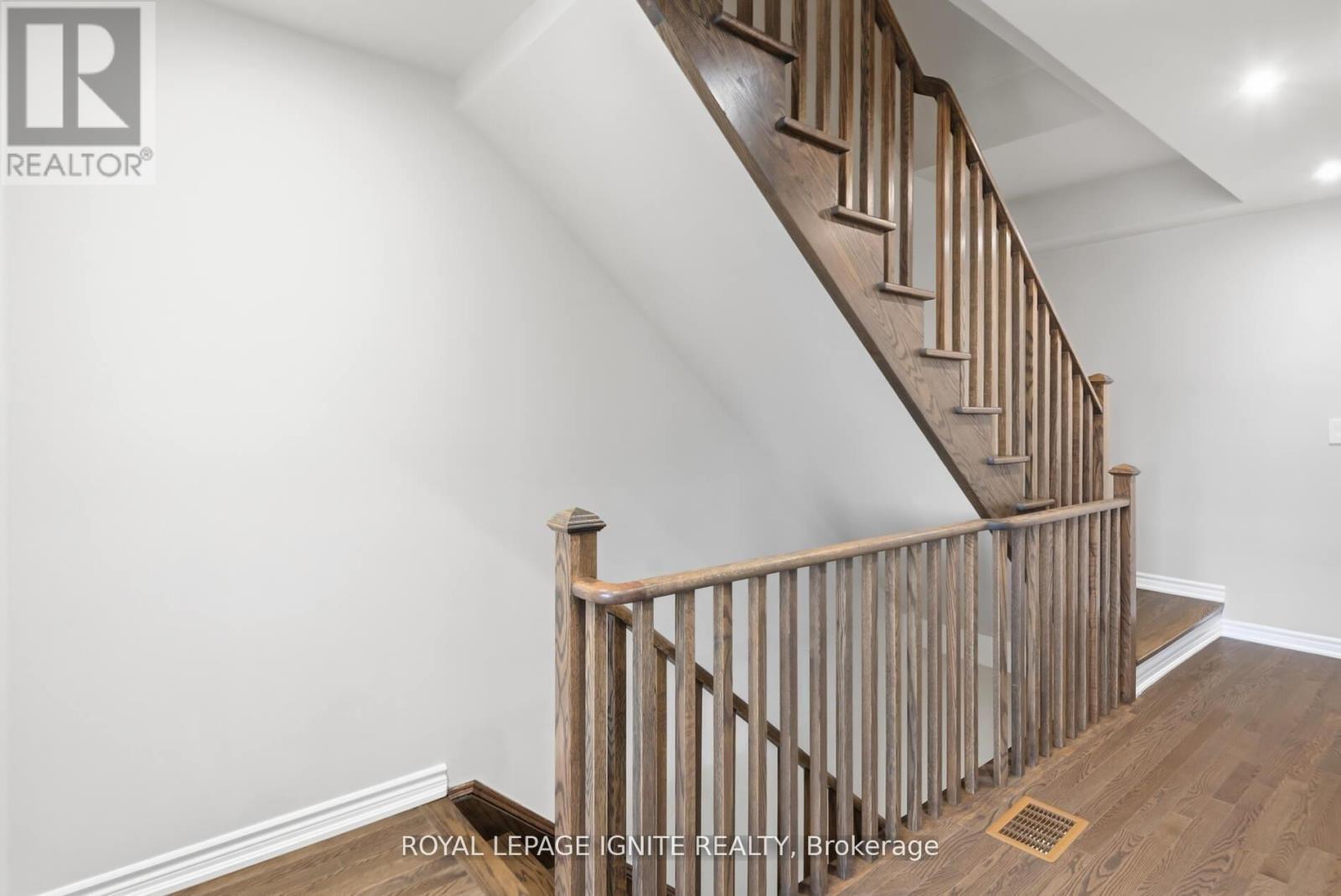 255 Moody Drive, Vaughan, Ontario  L4H 5G2 - Photo 17 - N12979936