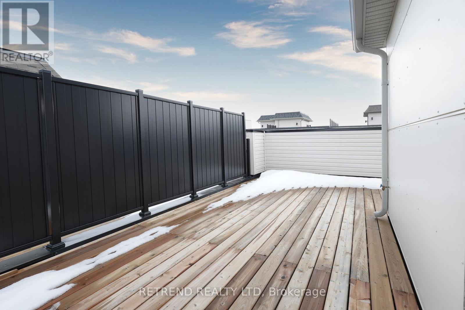 8 Guardhouse Crescent, Markham, Ontario  L6C 3J7 - Photo 39 - N12979972