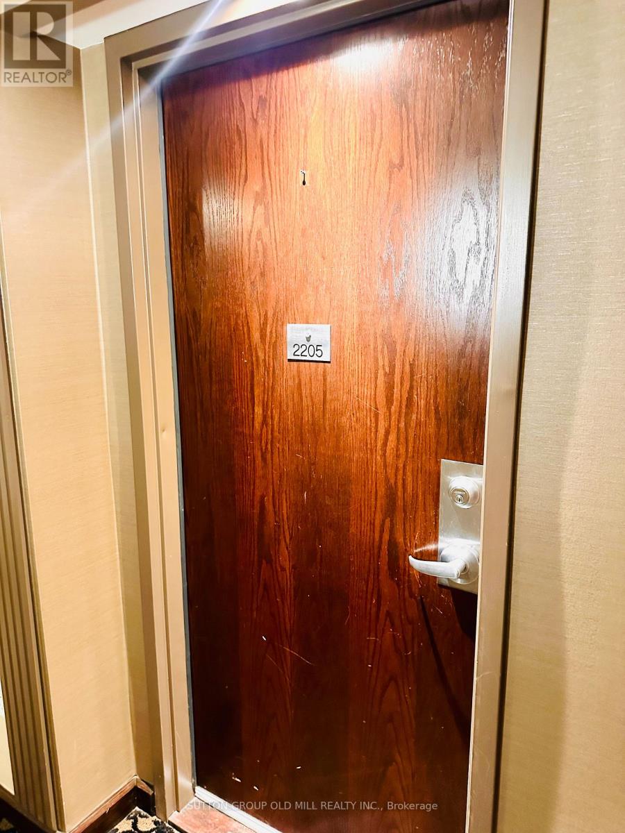 2205 - 101 Subway Crescent, Toronto, Ontario  M9B 6K4 - Photo 3 - W12979872