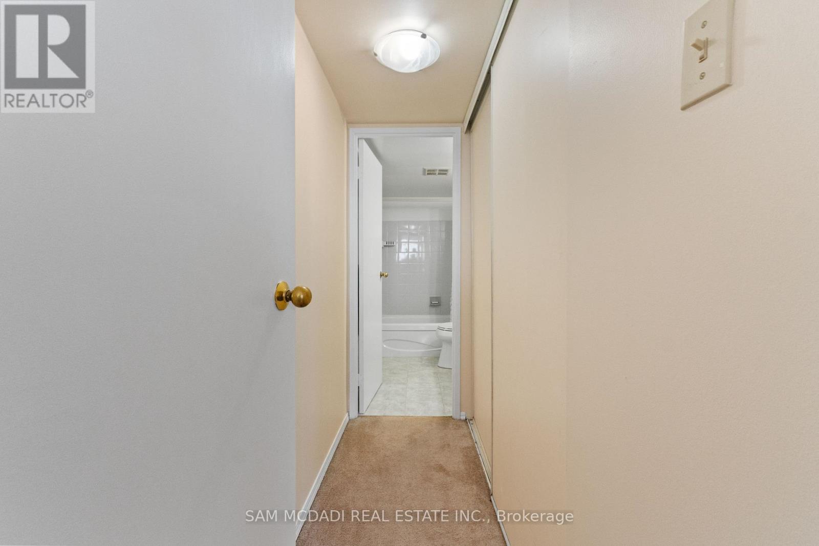 1013 - 35 Trailwood Drive, Mississauga, Ontario  L4Z 3L6 - Photo 13 - W12979896