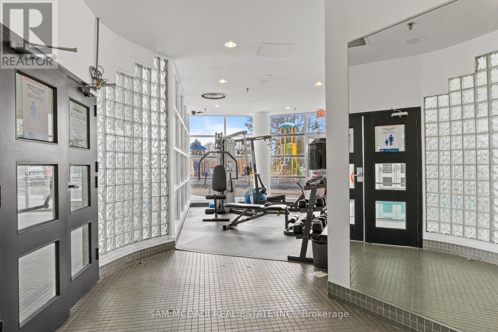 1013 - 35 Trailwood Drive, Mississauga, Ontario  L4Z 3L6 - Photo 22 - W12979896