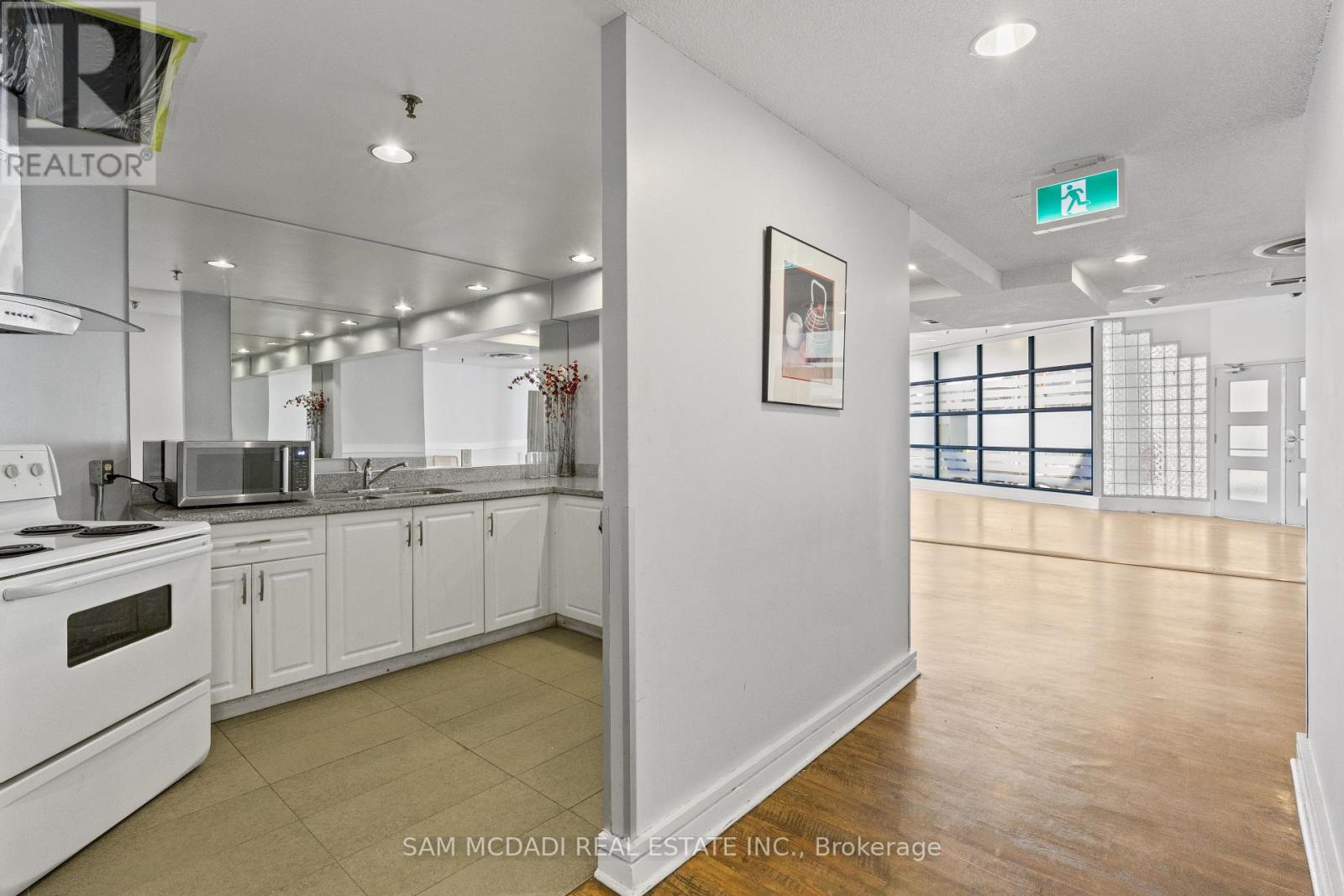 1013 - 35 Trailwood Drive, Mississauga, Ontario  L4Z 3L6 - Photo 24 - W12979896