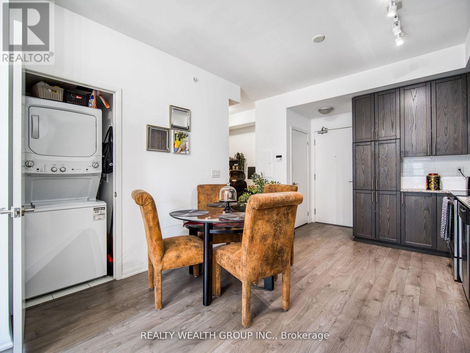 610 - 3091 Dufferin Street, Toronto, Ontario  M6A 0C4 - Photo 13 - W12979916