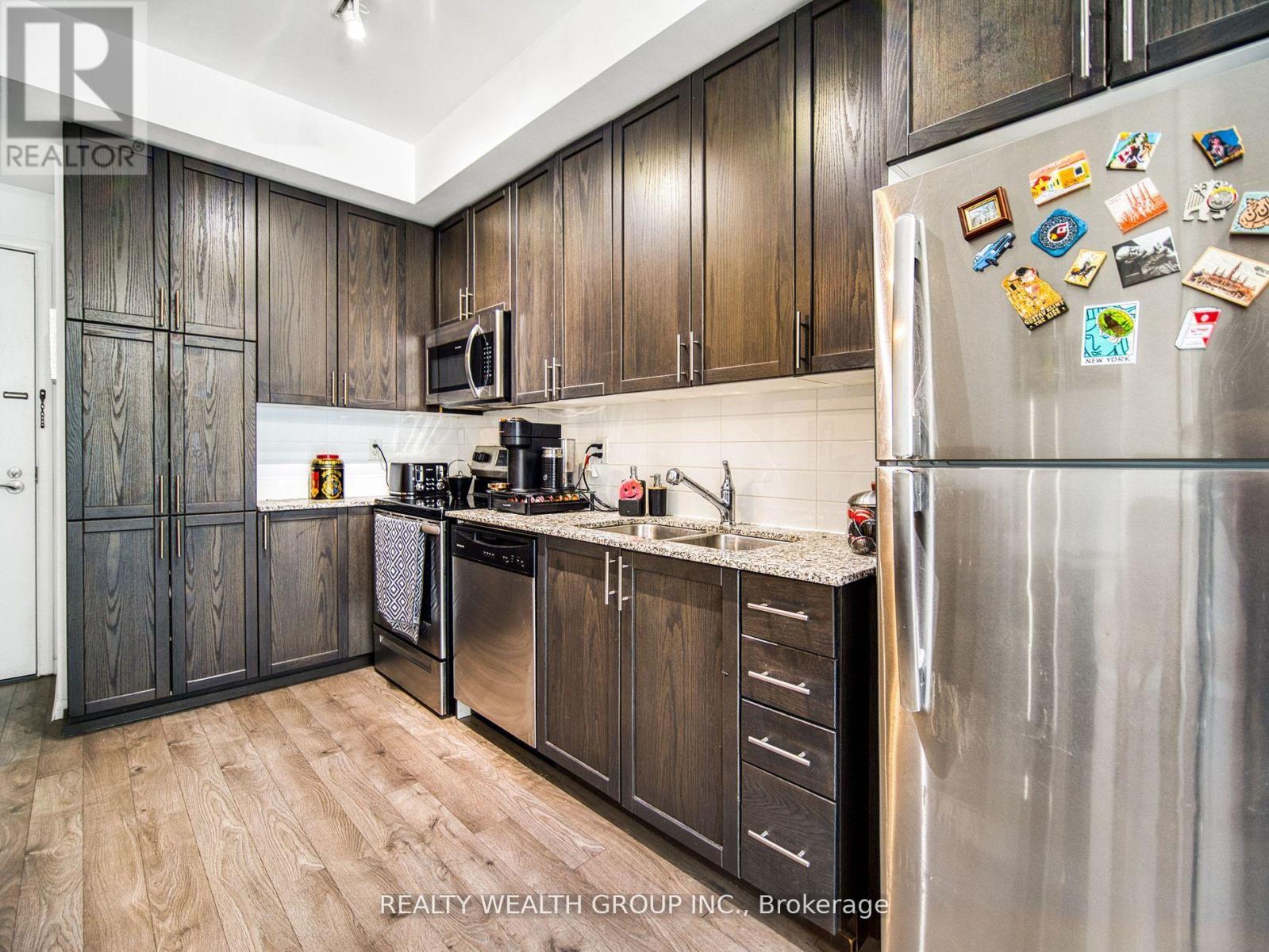 610 - 3091 Dufferin Street, Toronto, Ontario  M6A 0C4 - Photo 9 - W12979916