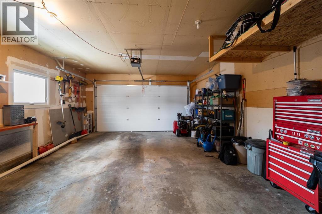 6911 42 Avenue, Camrose, Alberta  T4V 3V4 - Photo 32 - A2294860