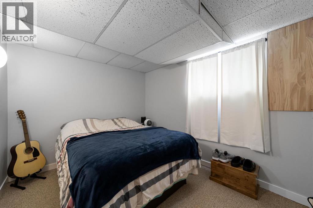 6911 42 Avenue, Camrose, Alberta  T4V 3V4 - Photo 27 - A2294860