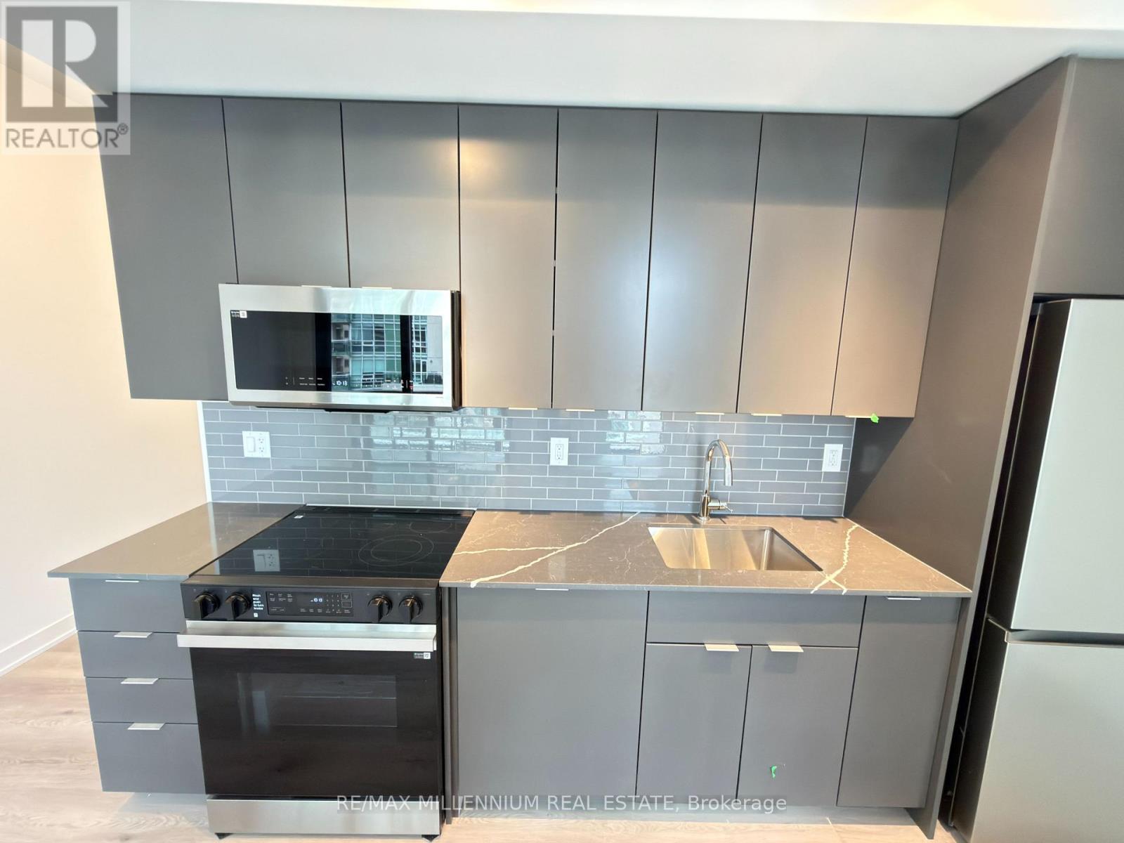 415 - 2075 Lakeshore Road, Burlington, Ontario  L7R 1E2 - Photo 15 - W12979940