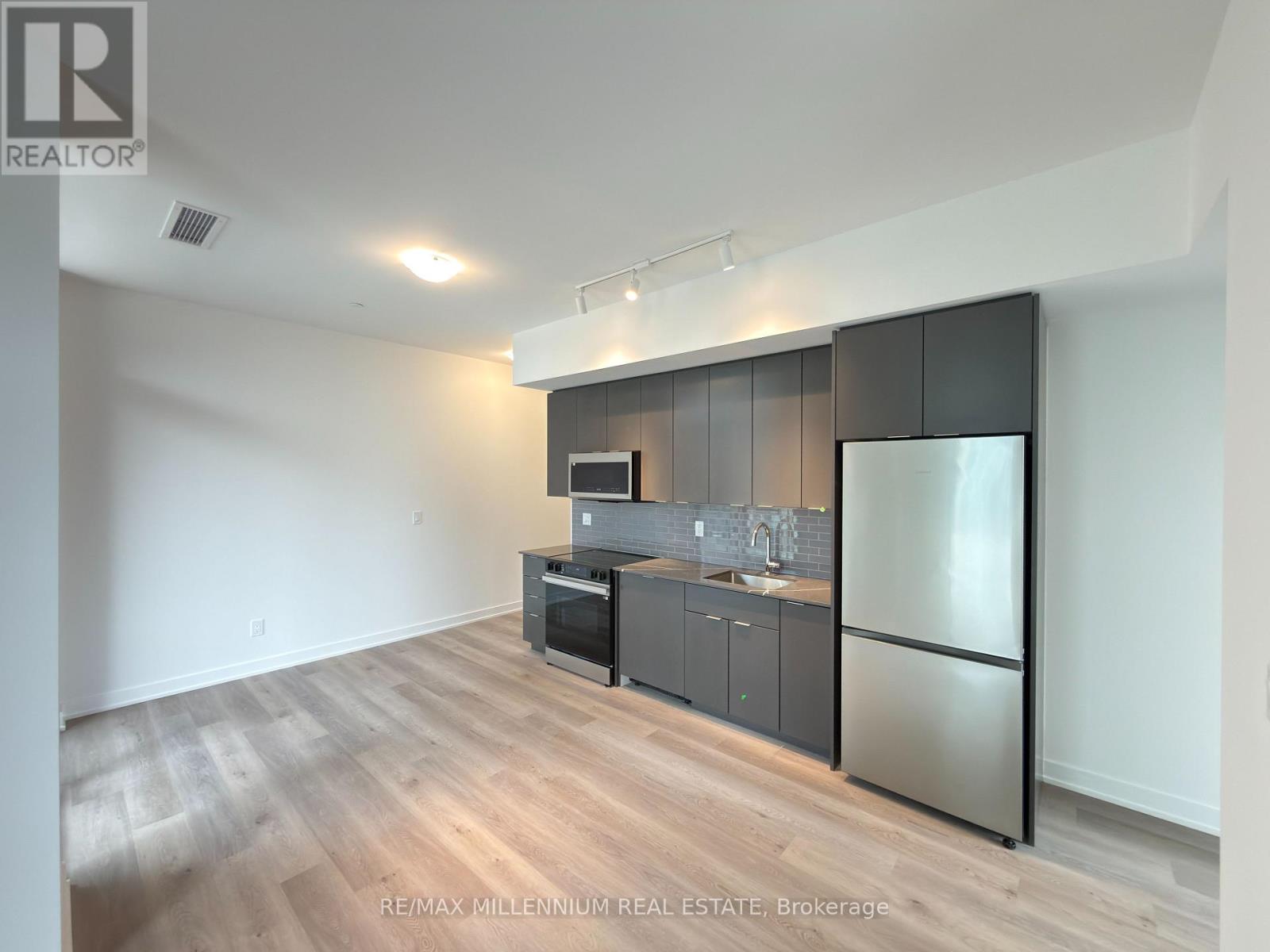 415 - 2075 Lakeshore Road, Burlington, Ontario  L7R 1E2 - Photo 18 - W12979940