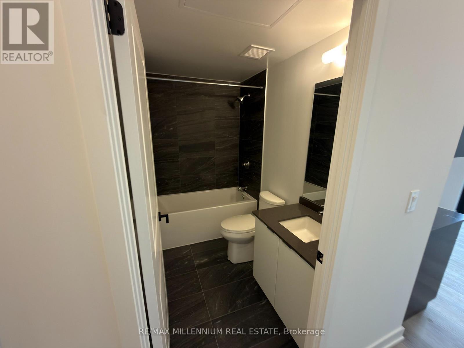 415 - 2075 Lakeshore Road, Burlington, Ontario  L7R 1E2 - Photo 20 - W12979940