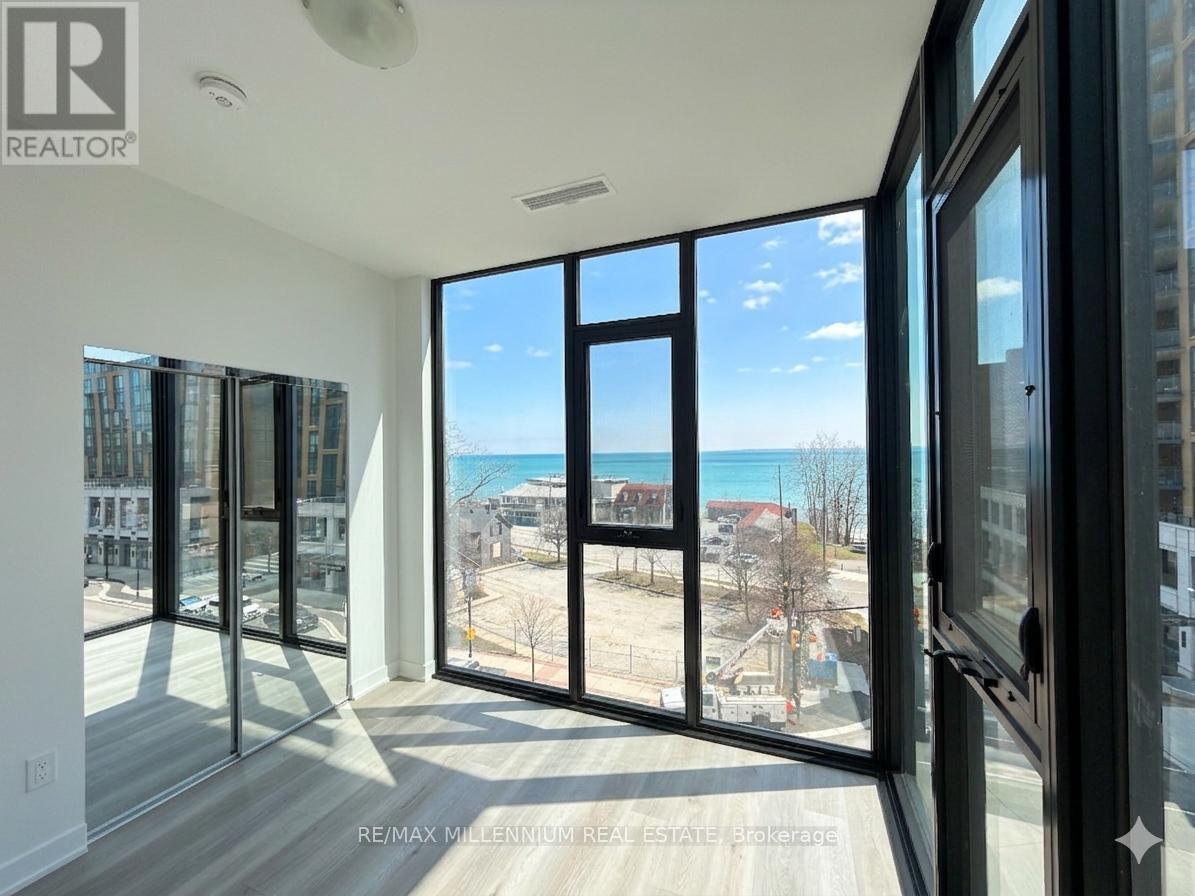 415 - 2075 Lakeshore Road, Burlington, Ontario  L7R 1E2 - Photo 3 - W12979940