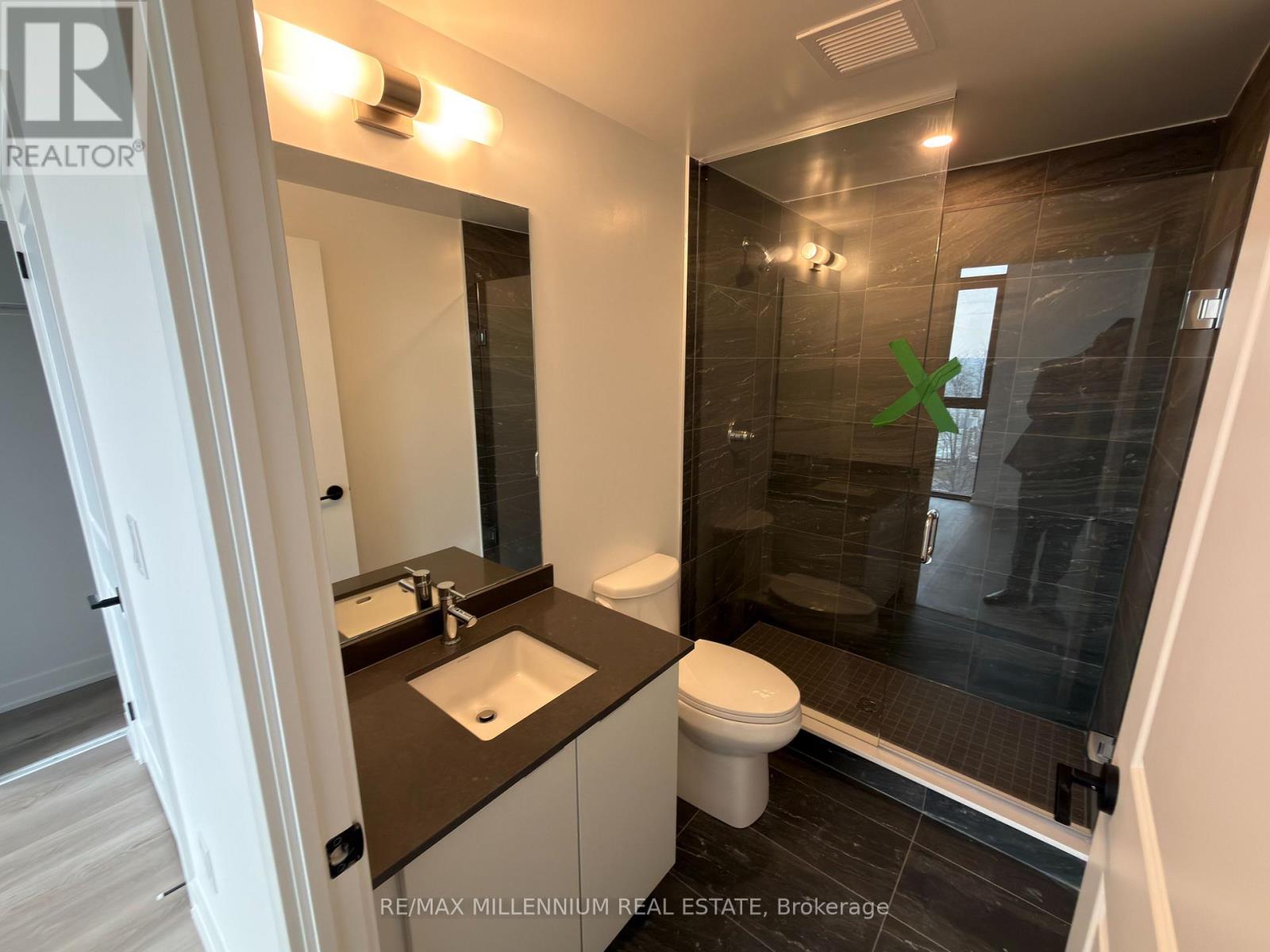 415 - 2075 Lakeshore Road, Burlington, Ontario  L7R 1E2 - Photo 7 - W12979940