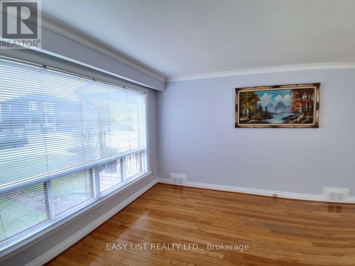 6 Brigham Court, Toronto, Ontario  M9W 1T8 - Photo 12 - W12979958