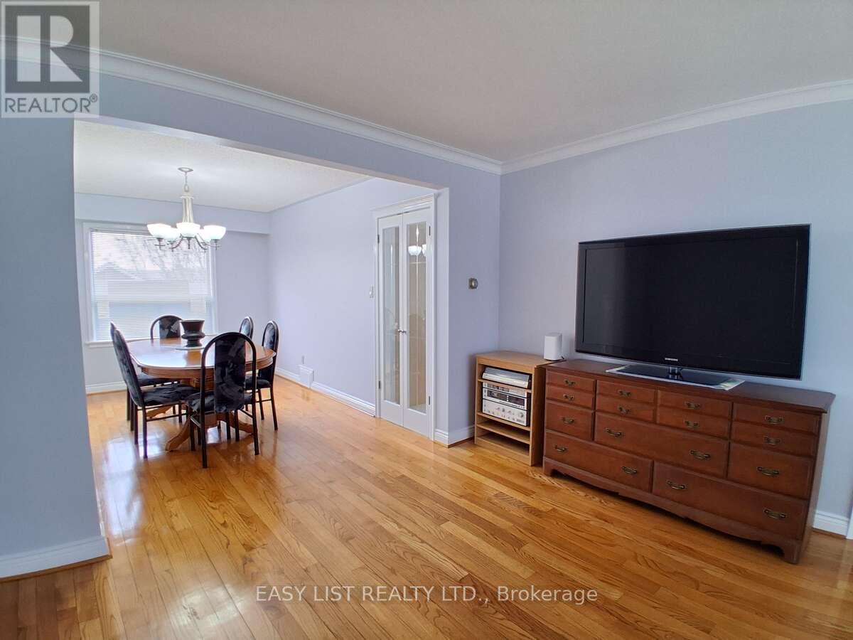 6 Brigham Court, Toronto, Ontario  M9W 1T8 - Photo 14 - W12979958