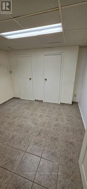 79 Sun Row Drive, Toronto, Ontario  M9P 3H9 - Photo 10 - W12979964