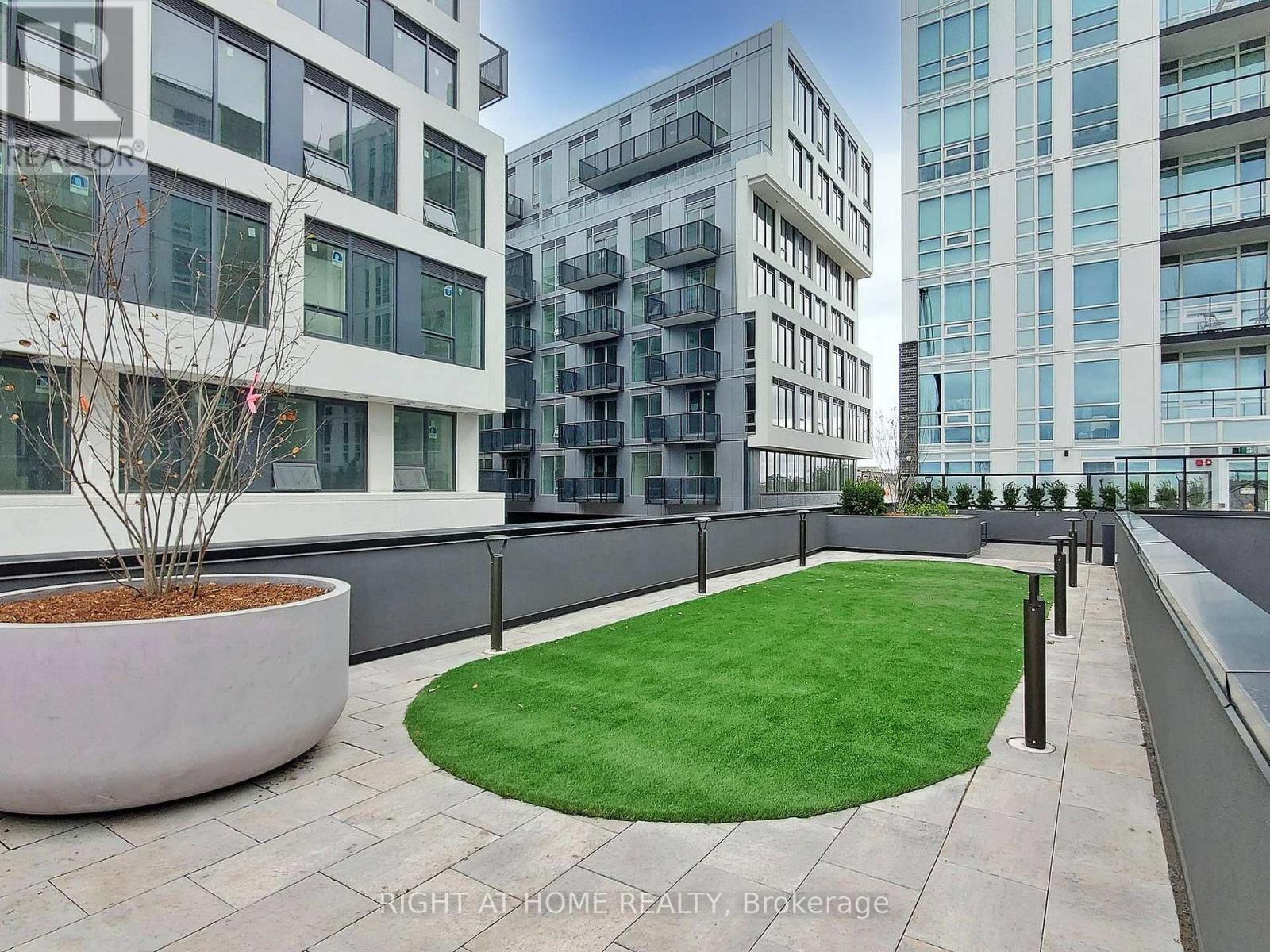 205 - 3005 Pine Glen Road, Oakville, Ontario  L6M 5P5 - Photo 25 - W12979994