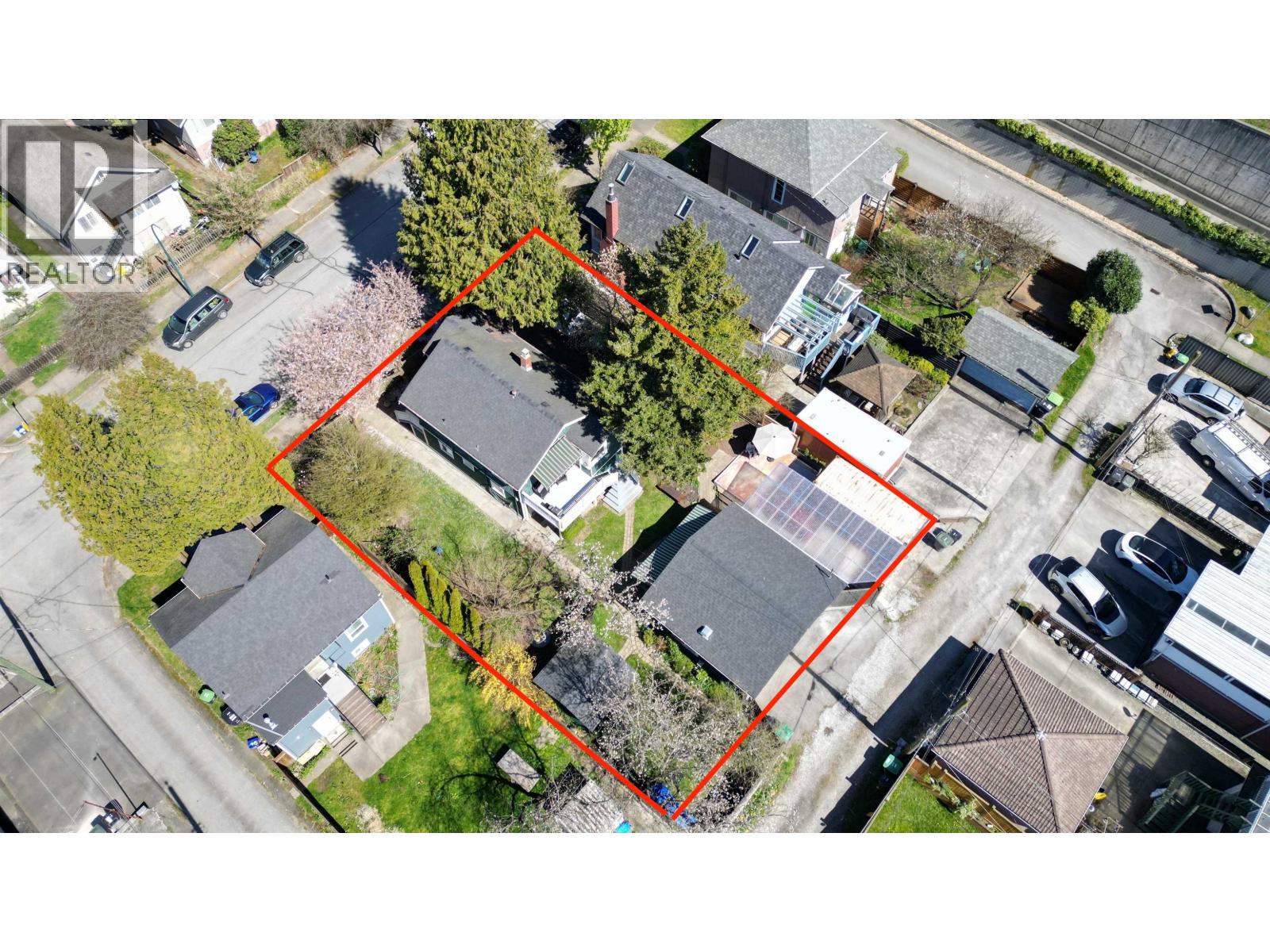 3336 E Georgia Street, Vancouver, British Columbia V5K 2L4 - Photo 38 - R3080470